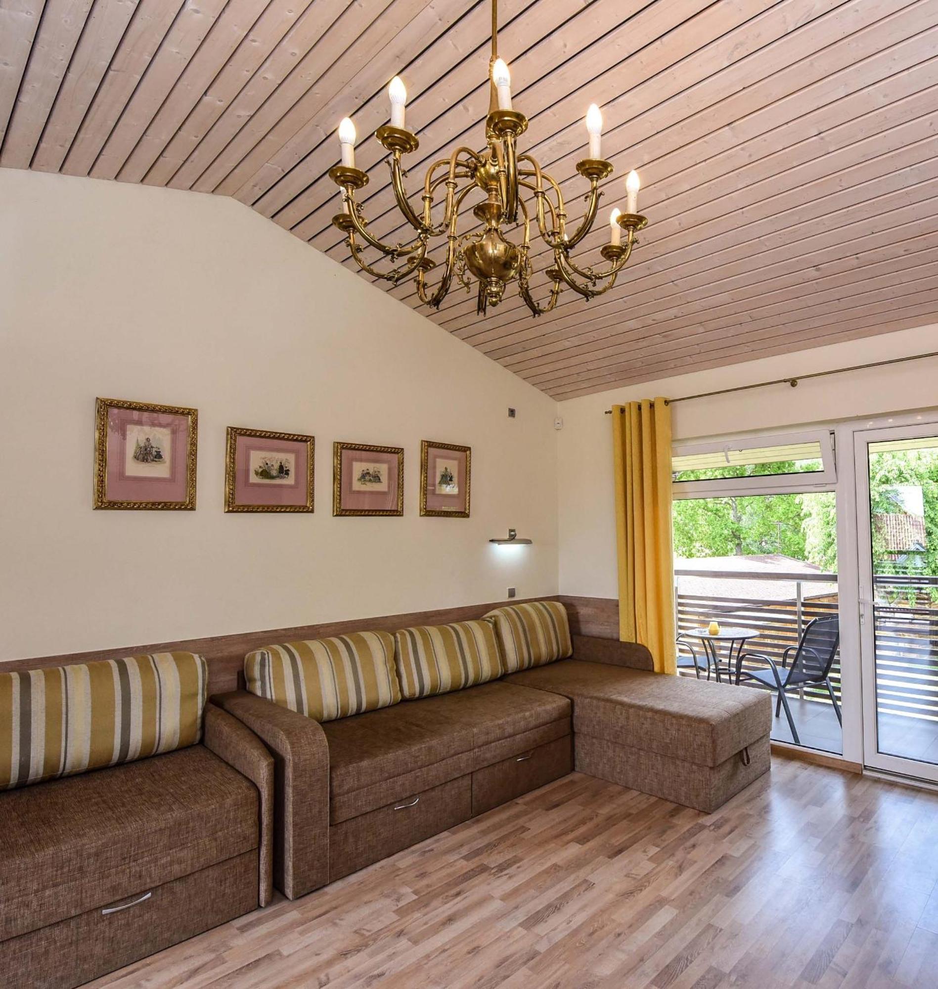 Apartamentai Trys Pusys Šventoji Exteriör bild
