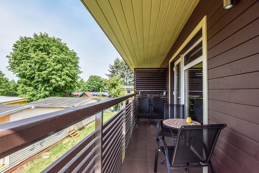 Apartamentai Trys Pusys Šventoji Exteriör bild